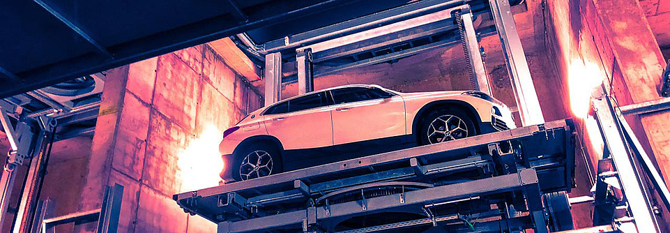 Car in fully automatic parking system